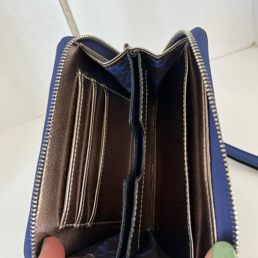 Stella & Dot blue wallet